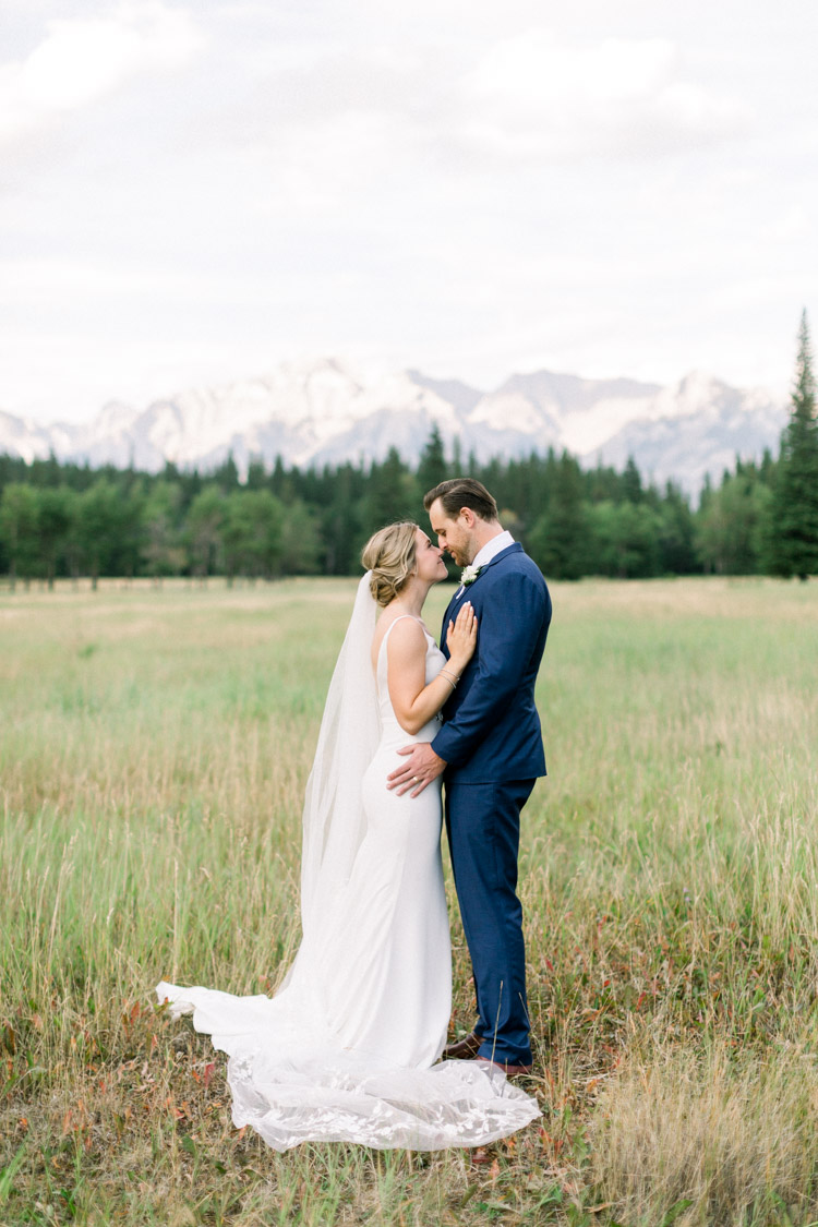 Summer Fairmont banff springs wedding