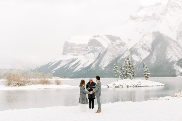 Mountain elopement photographer