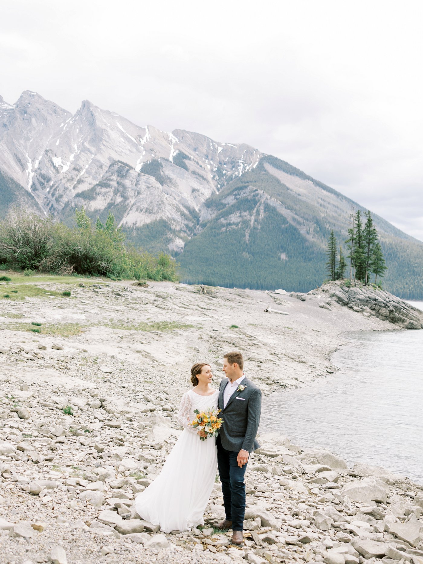 Banff elopement at Lake Minnewanka