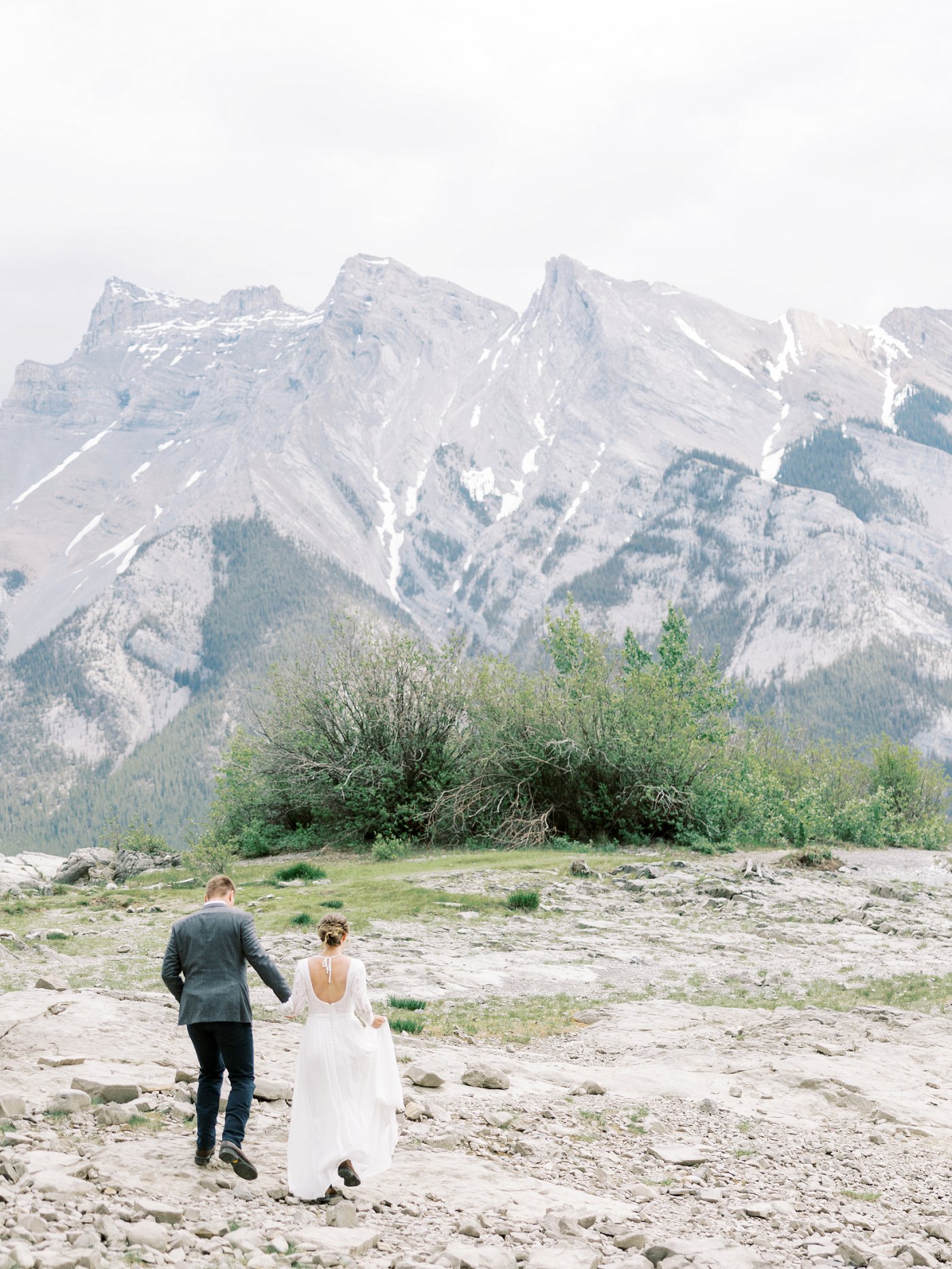 Banff elopement at Lake Minnewanka