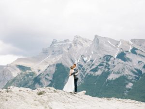 Banff elopement at lake minnewanka